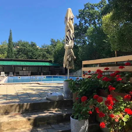 מלון Varshava גולדן סנדס