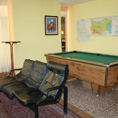 Varshava Hotel 2*