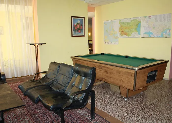 Varshava Szálloda 2*