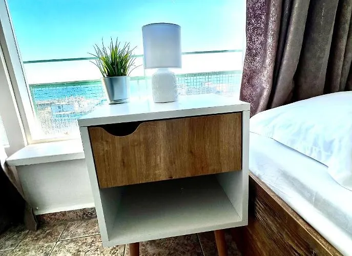 Varshava Nisipurile de Aur